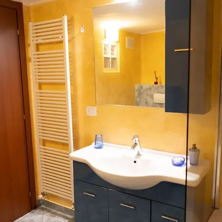Color House Vista Apartment Brienno